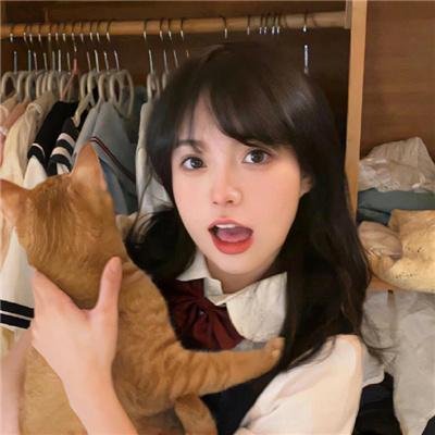 金发奇女